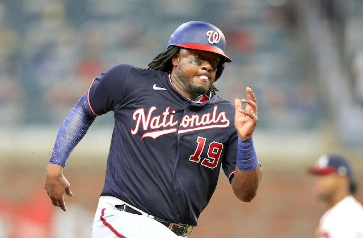 josh bell fantasy baseball rankings draft sleepers MLB injury news
