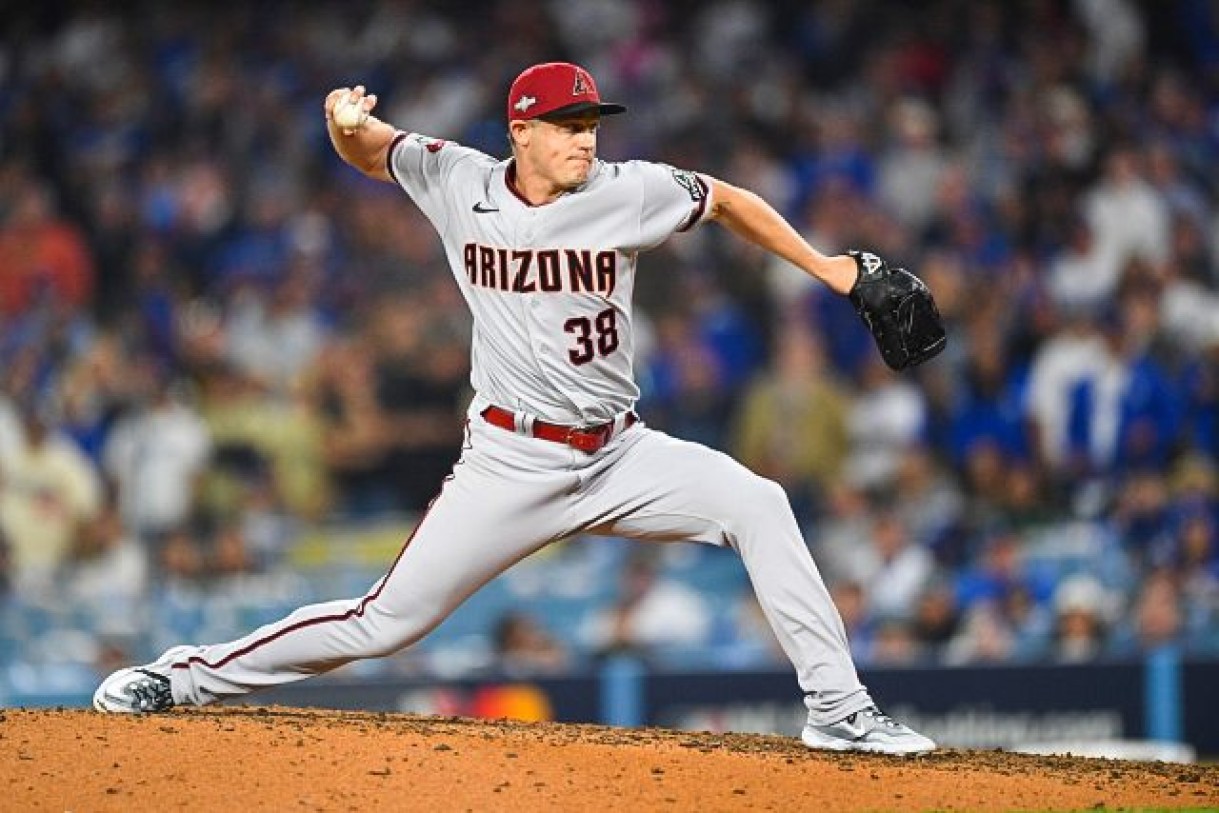 Paul Sewald - Fantasy Baseball Rankings, MLB DFS Picks, Betting Picks