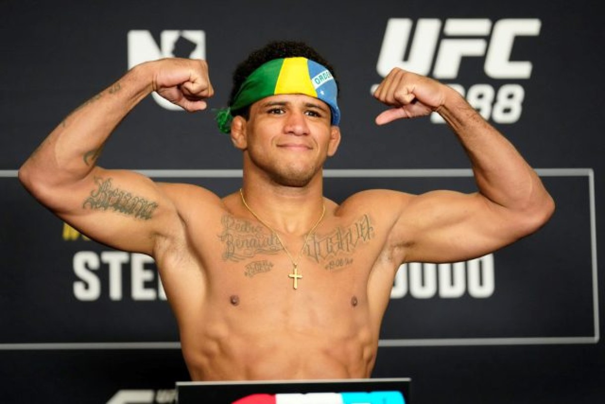 Gilbert Burns - MMA DFS Picks, UFC DFS Lineups