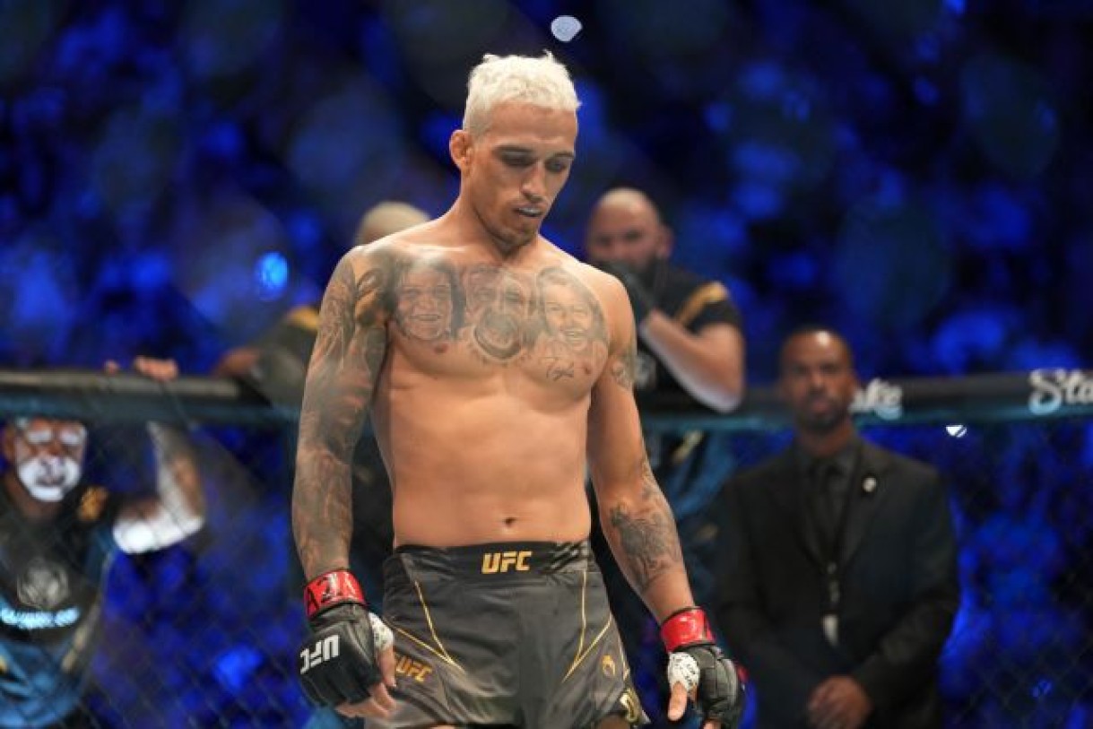 Charles Oliveira - UFC DFS Picks, MMA Lineup Picks