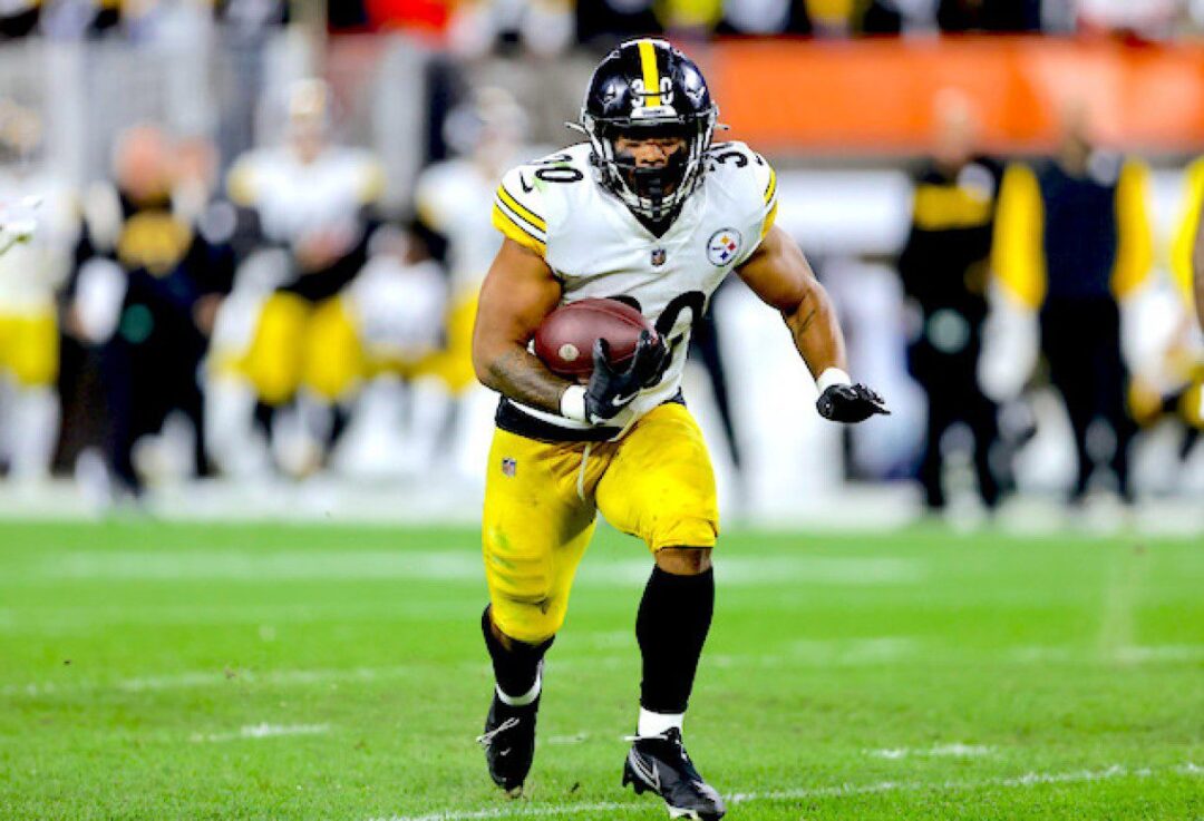 Jaylen Warren - Start 'Em, Sit 'Em Fantasy Football Picks for Week 1 (2026)