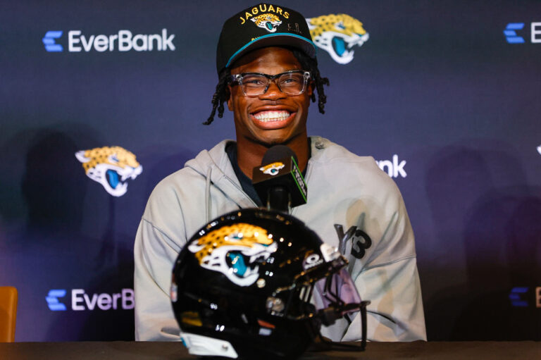Travis Hunter - Fantasy Football Rankings, NFL Draft Prospects, NFL Rookies