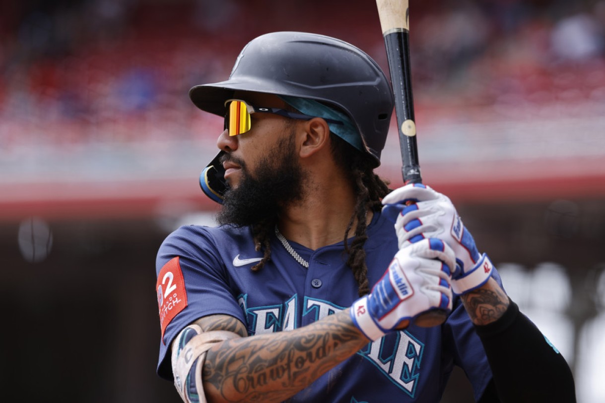 J.P. Crawford - Fantasy Baseball Rankings, MLB Draft Sleepers, Waiver Wire Pickups