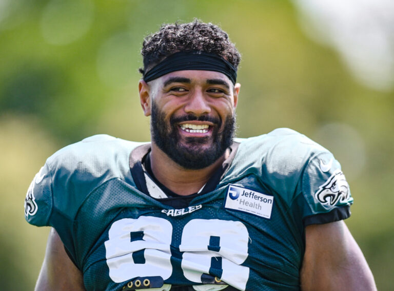 Jordan Mailata - Fantasy Football Offensive Line Rankings, Offensive Line Champs or Chumps