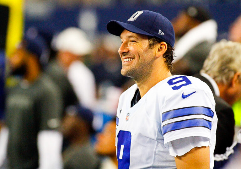 Tony Romo - NFL Legends, Dallas Cowboys Leaders