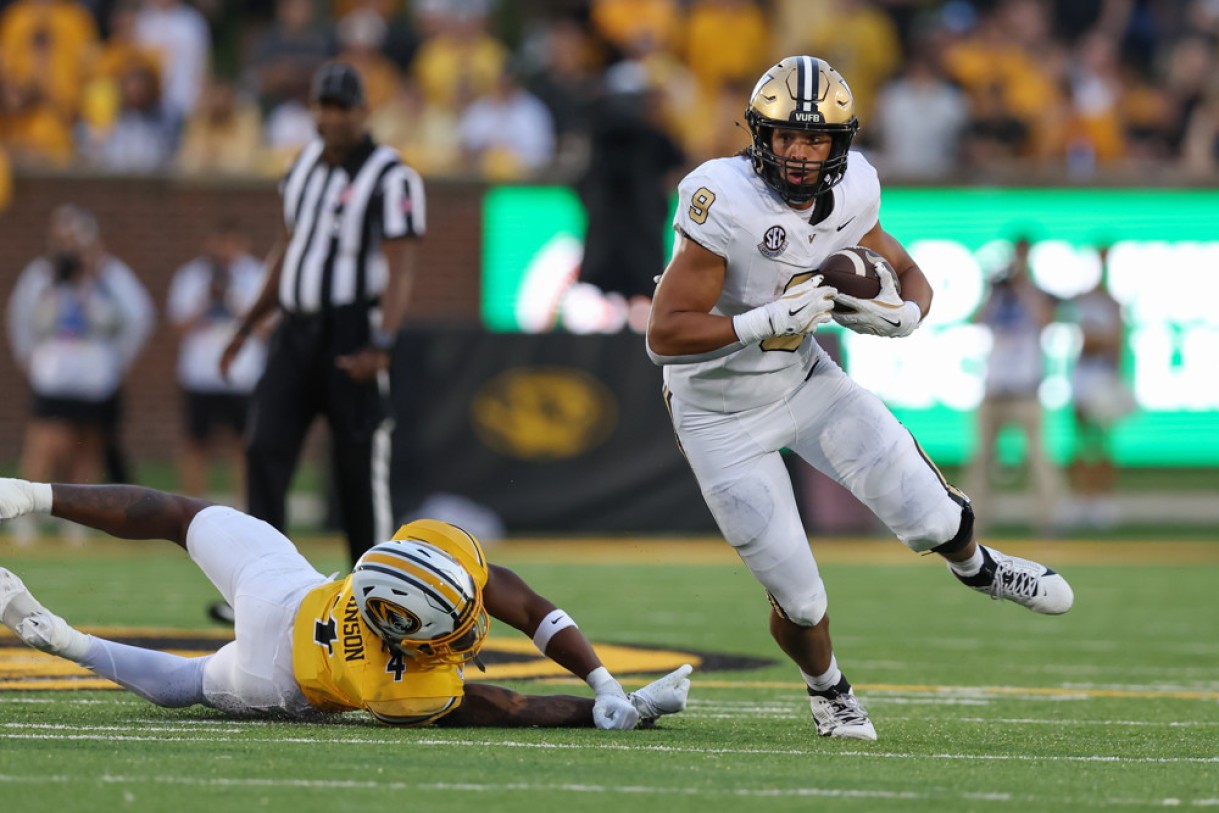 Eli Stowers - College Football Rankings, CFB DFS Lineup Picks, NFL Draft