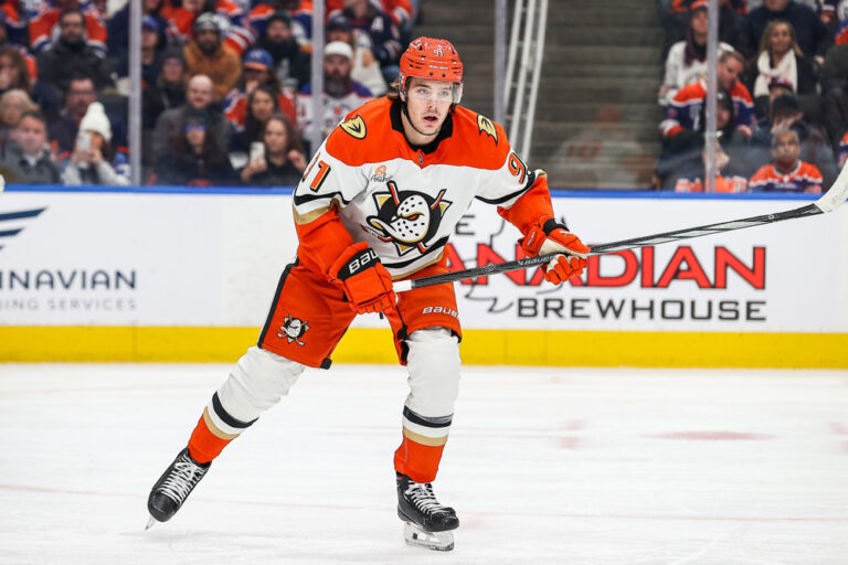 Leo Carlsson - Fantasy Hockey Rankings NHL DFS Picks, DFS Hockey - icon rotoballer