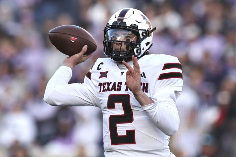 Behren Morton - College Football Rankings, CFB DFS Picks, NFL Draft