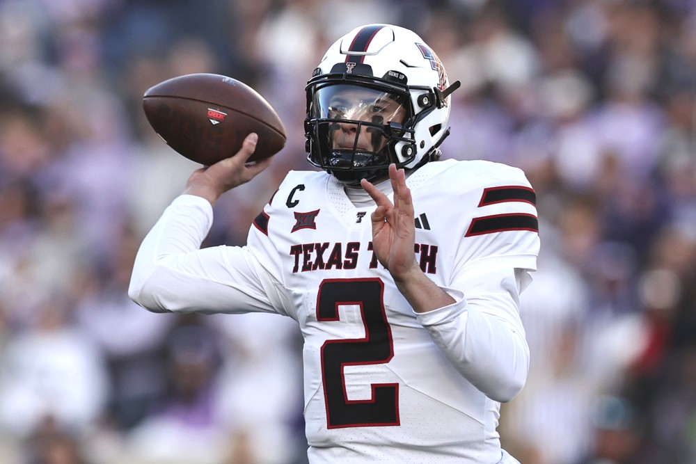 Behren Morton - College Football Rankings, CFB DFS Picks, NFL Draft