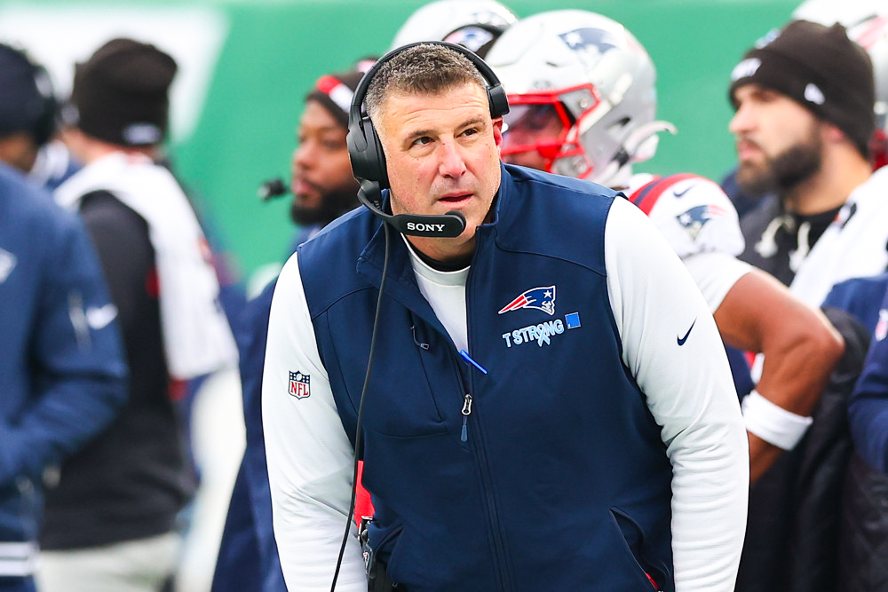 Mike Vrabel - NFL Head Coach, New England Patriots Head Coach