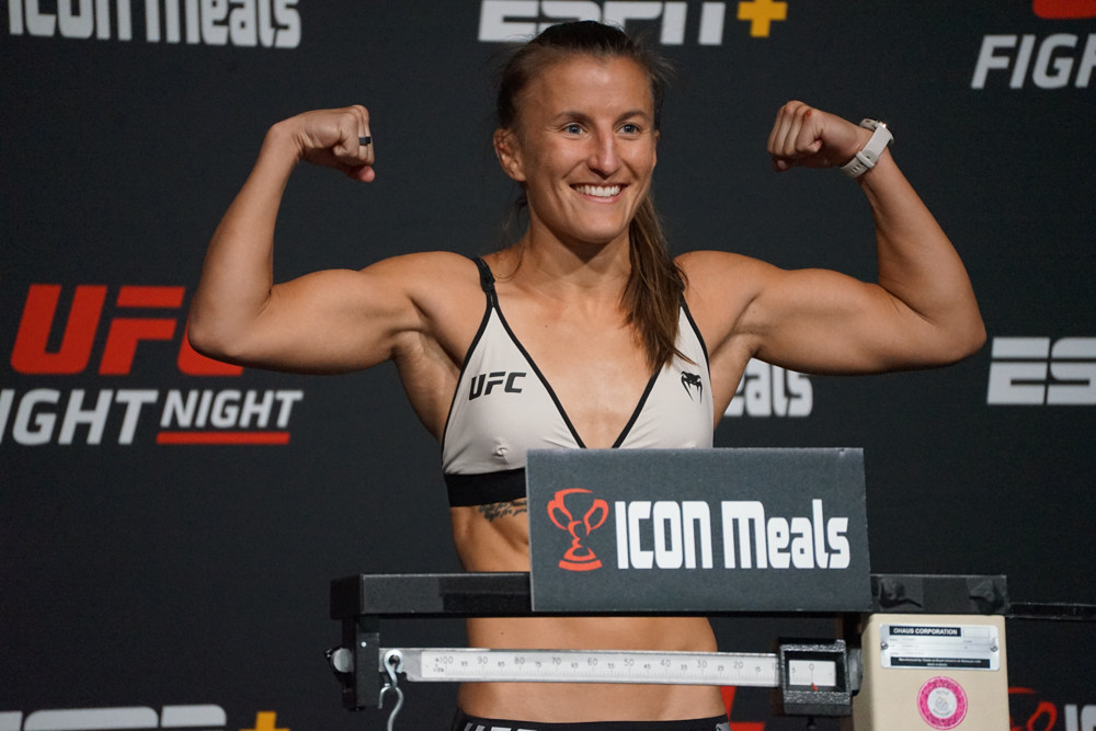 Sam Hughes - MMA DFS Picks, UFC DFS Lineups