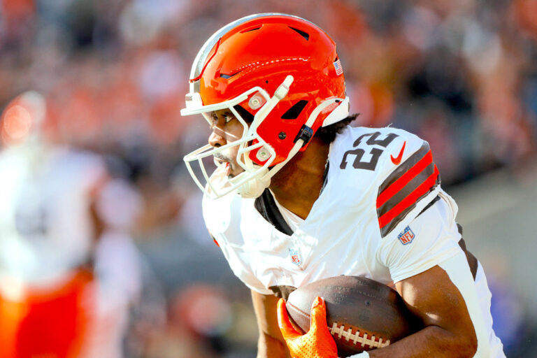 Dylan Sampson - Fantasy Football Rankings, Draft Sleepers, NFL Injury News